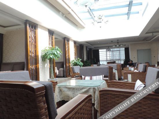 Дэян: Luojiang Kaishenghao Hotel