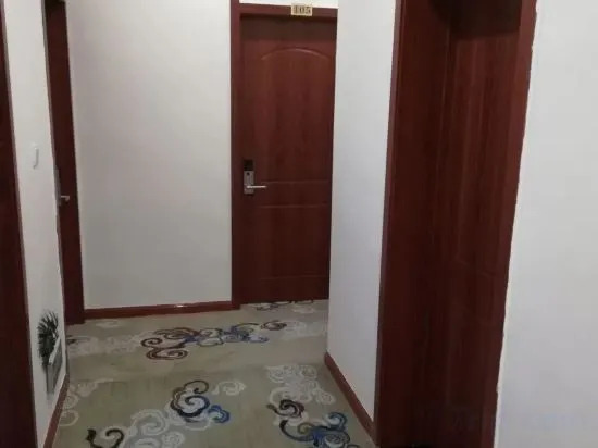 Шэньян: Kangping Hexing Hostel