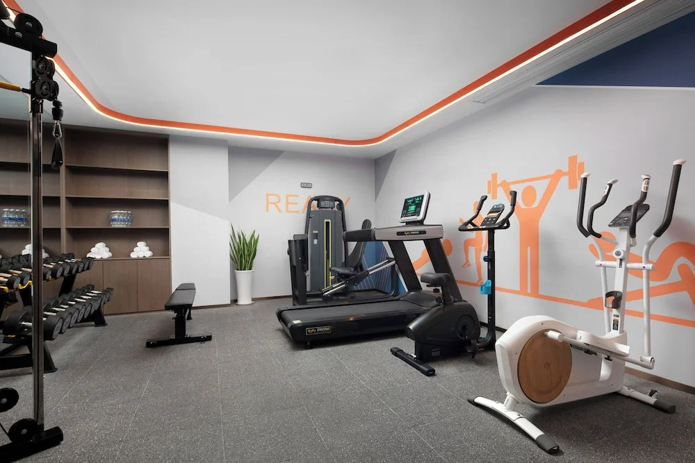 Шанхай: Holiday Inn Express Shanghai Gumei, an IHG Hotel
