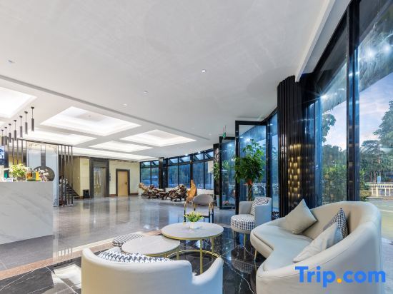 Ваньнин: Yilaideng Hotel (Wanning High-speed Railway Station City Government Branch)