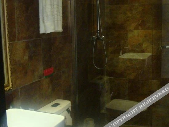 Яньань: Luochuan Haofeng Business Hotel