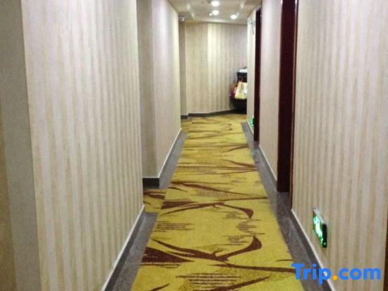 Луань: Jinzhai Oriental Business Hotel