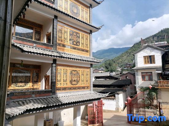 Дали: Binchuan Huideyuan Inn