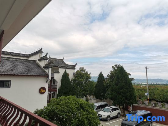 Хуаншань: Jingxiju Inn, Jixian County