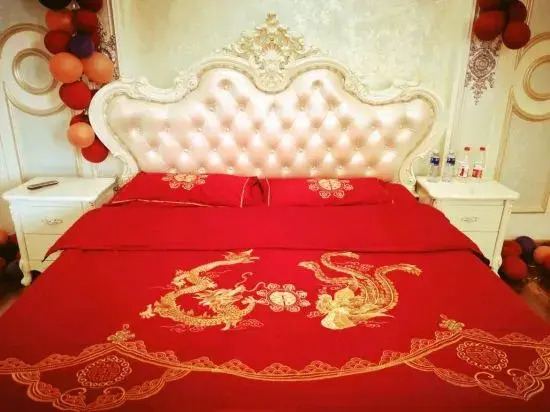 Хулун-Буир: Arongqi Meng E Express Hotel