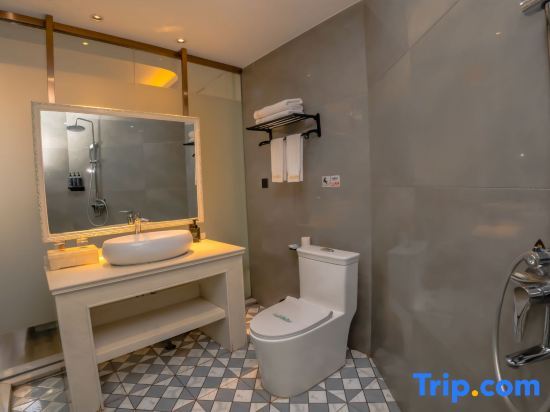 Линьцан: Linyi Jinshan Hotel