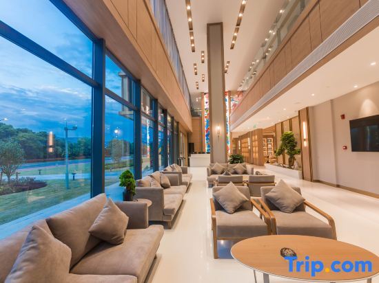 Чжоушань: Radisson Sega Hotel Zhoushan Zhujiajian Branch