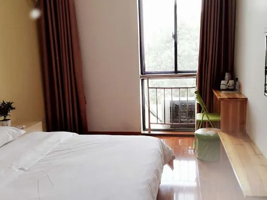 Хуаншань: Huangshan Tiantian Express Hotel