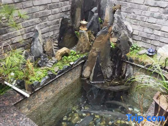 Xuancheng: Jixi Longdewen Inn