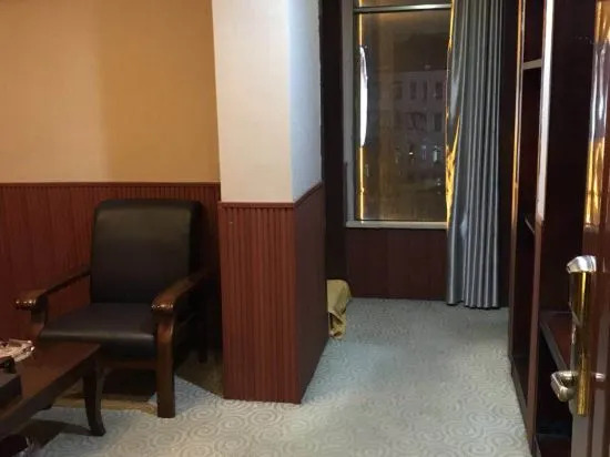 Цзеян: Ruxin Business Hotel