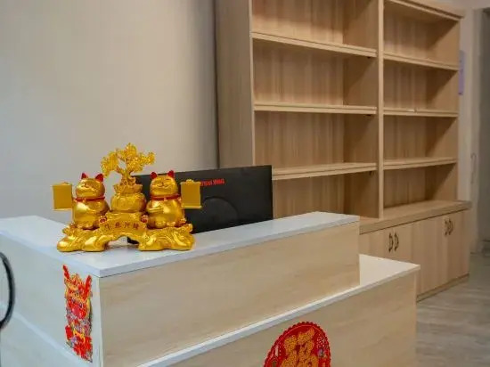 Дунъян: June Shiguang Homestay (hengdian movie and television city branch)