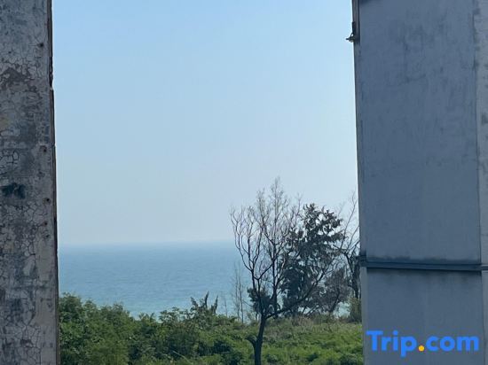 Бэйхай: Weizhou Island Moro Courtyard (Colorful Beach Branch)