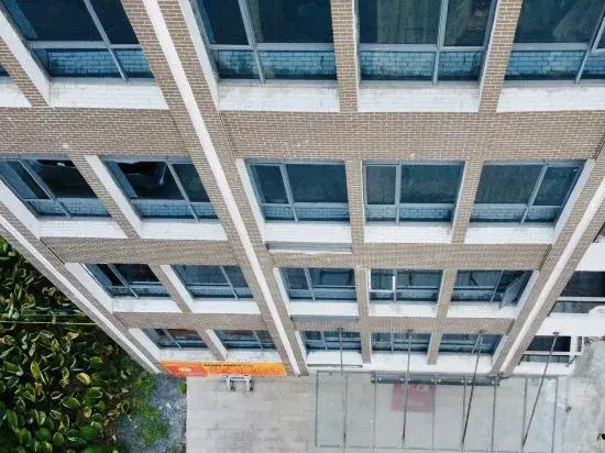 Цзиньюань: Xingfuli Xilai Holiday Apartment