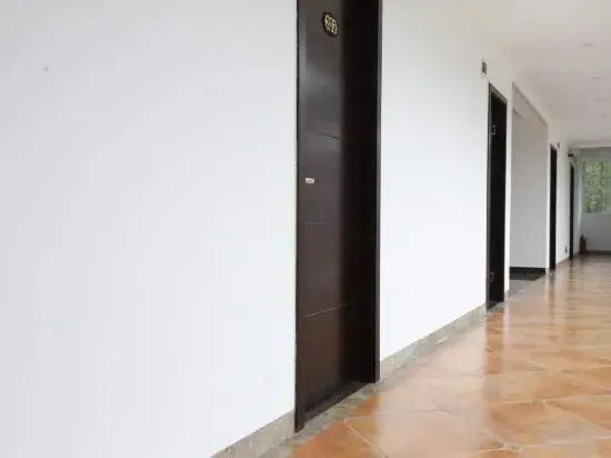 Ибинь: Zhuhai Shuangxi Courtyard Hotel, Weinan