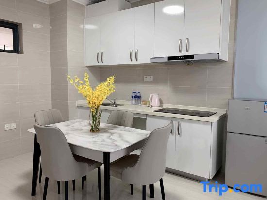 Хойчжоу: Guanhai Dolphin Seaview Holiday Apartment
