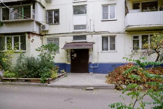 Астрахань: Квартира Green FOX с большой спальней и кухней в самом центре города