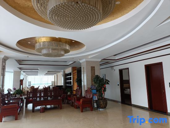 Дэхун: Ruili Bamboo Forest Garden Hot Spring Hotel