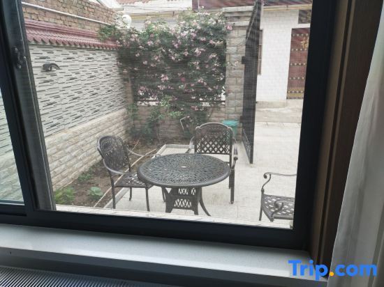 Вэйнань: Huayin Huazhu Xiaoxuan Homestay