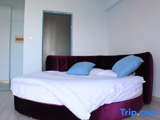 Ляньюньган: Lianyungang Bi Hai silver sand Theseas Apartments Hotel