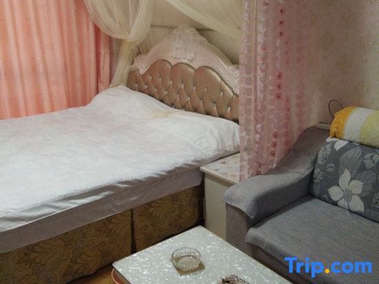 Шэньян: Shenyang Dimwoju Theme Apartment