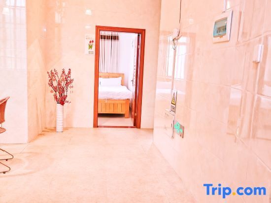 Лунъянь: Longyan Haolaiwu Hotel