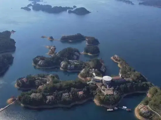 Ханчжоу: Phoenix Residence Qiandao Lake