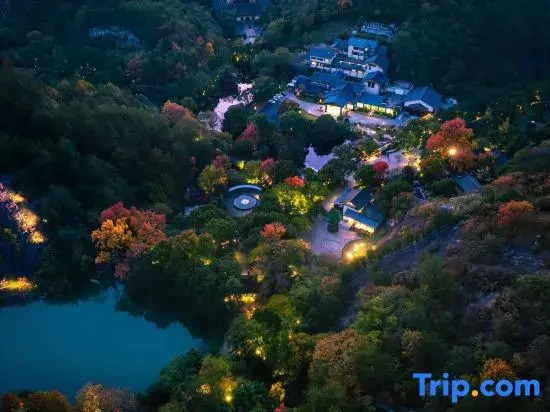 Шаоксинг: Xinchang Big Buddha Temple Fanyin Hotel