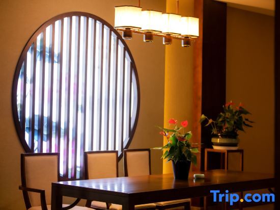 Шаоксинг: Xinchang Big Buddha Temple Fanyin Hotel