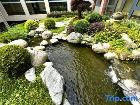 Шаоксинг: Xinchang Big Buddha Temple Fanyin Hotel