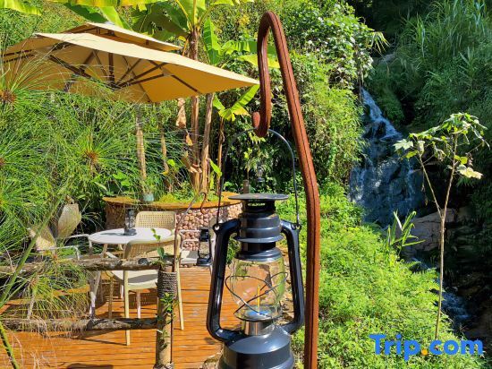 Хойчжоу: Nankun Mountain Mushepin No. 10 Wild She Tangquan Holiday Homestay (Forest Park)
