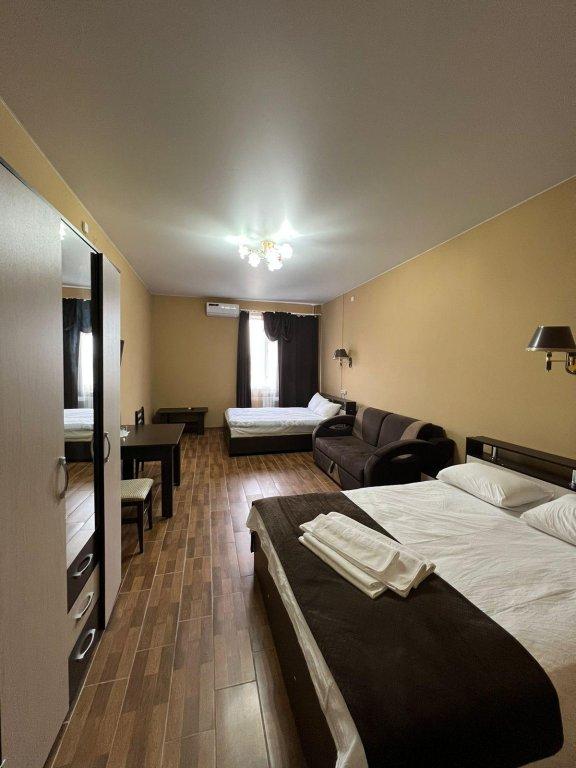 Сюрприз на Яблочкова 31Ж — фото 4