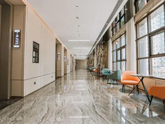 Сяньян: Heyue Holiday Hotel