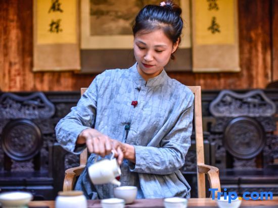 Хуаншань: Hongcun Yunxi Mengying Huizhou courtyard Resort