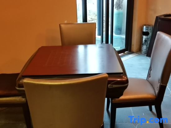 Хуаншань: Hongcun Yunxi Mengying Huizhou courtyard Resort