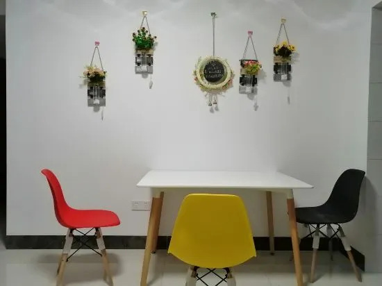 Наньнин: Nanning Langji Tianya Sensen Apartment