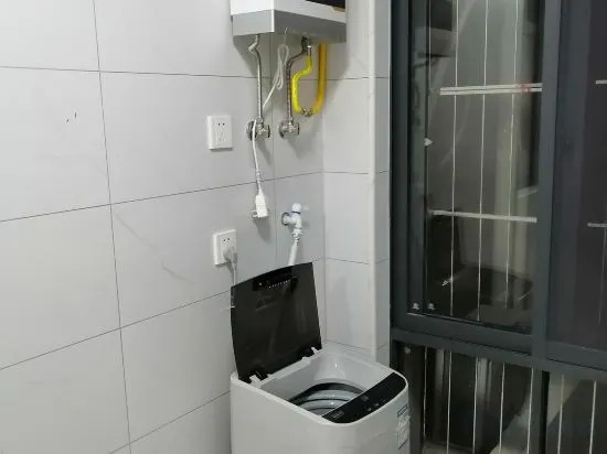 Наньнин: Nanning Langji Tianya Sensen Apartment