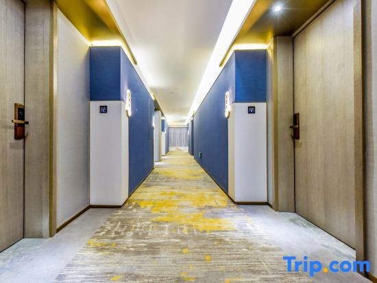 Чунцин: Kuanrong Suites Hotel (Liangjiang love sea shopping park)