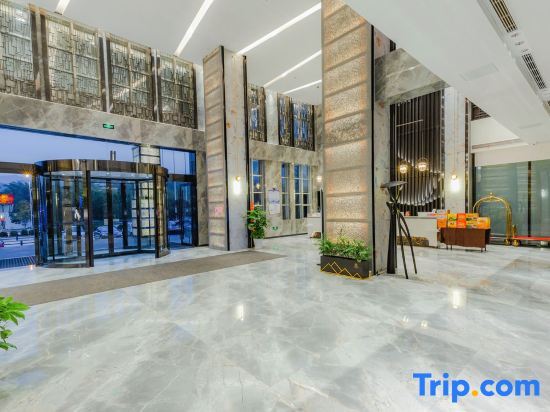 Лиши: Poerman International  Hotel