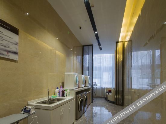 Хэнъян: yicheng hotel