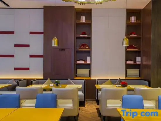 Хэнъян: yicheng hotel