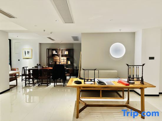 Гуйлинь: SYYF Li River Courtyard Hotel,Guilin (Two Rivers and Four Lakes and East West Street)
