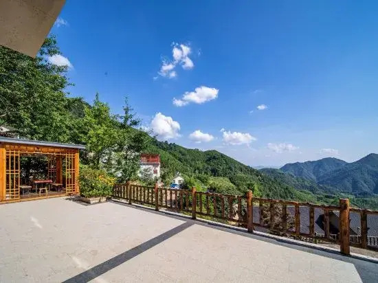 Ханчжоу: JieLuZaiJing homes