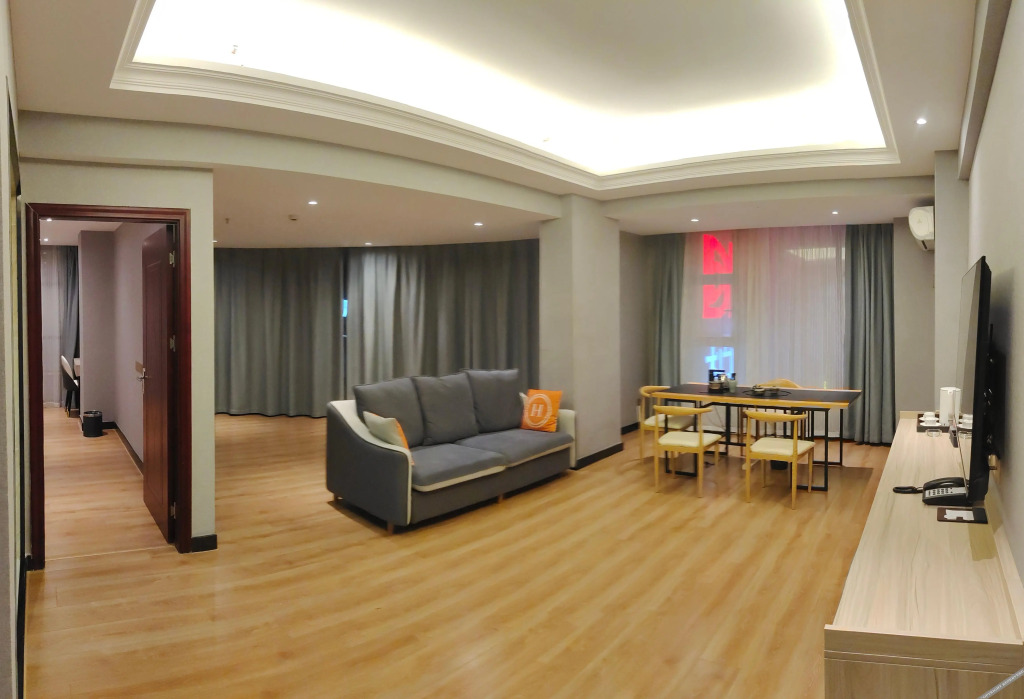 Хойчжоу: Berman Hotel (Huidong honghaiwan store)