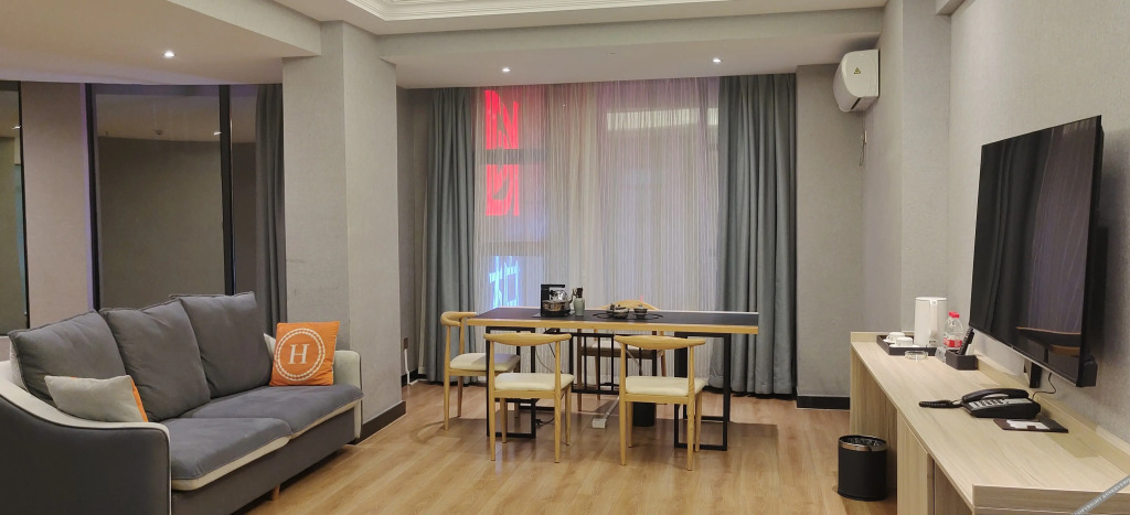 Хойчжоу: Berman Hotel (Huidong honghaiwan store)