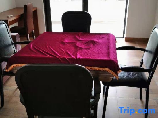 Янгиианг: Amy's Apartment (Yangxi Moon Bay)