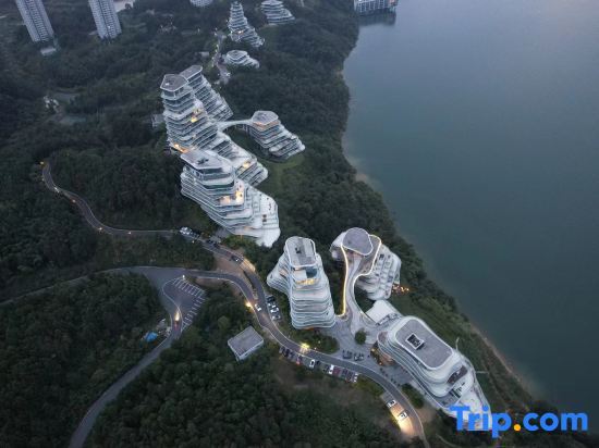 Хуаншань: Zaishui Yifang Holiday Hotel
