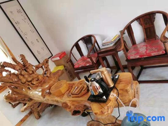 carousel image 1