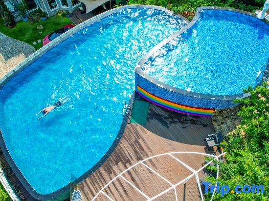 Хучжоу: Huzhou mountain col in the courtyard home stay