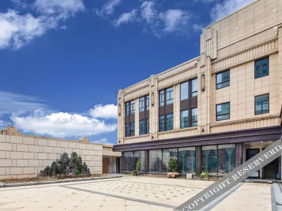Наньтун: Hampton by Hilton Nantong Railway Station