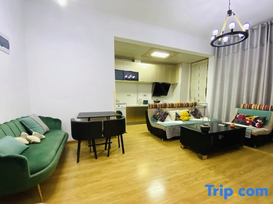 Чанчунь: Harbour Cabin Loft Theme Apartment